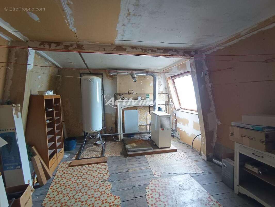 4282 4 - Maison à HESDIN