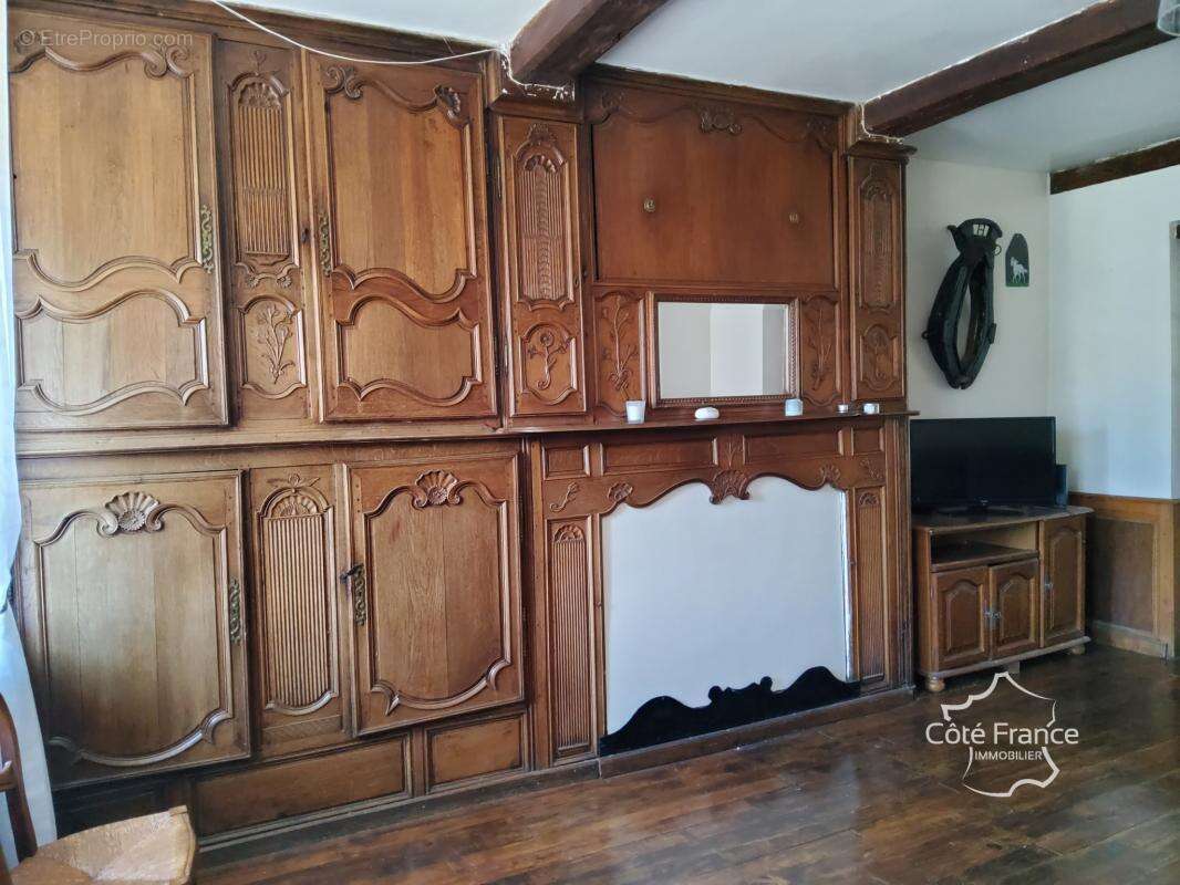 Maison à GIRONDELLE