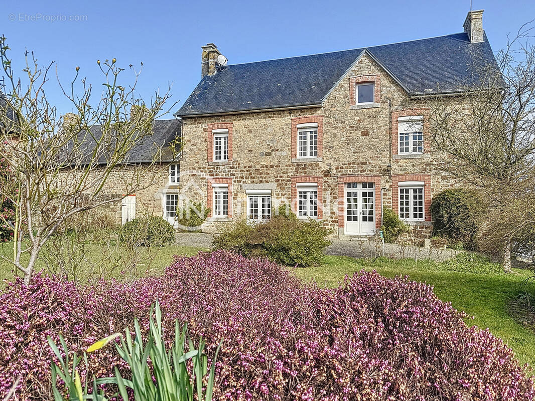 Maison à SARTILLY