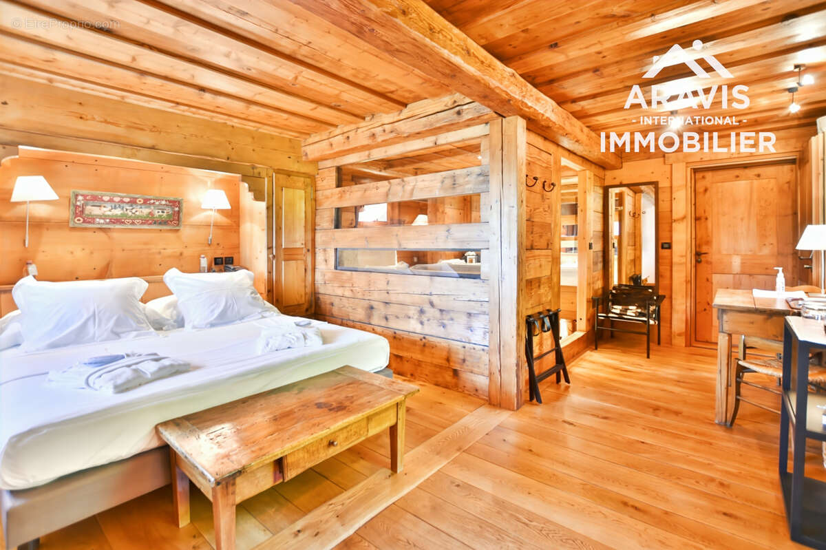 Maison à ARACHES-LA-FRASSE