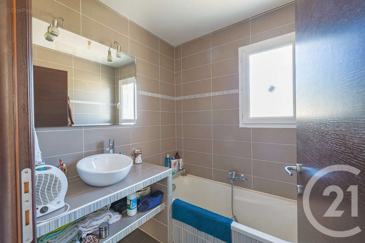 Appartement 62 m² à Sisco  - photo 7