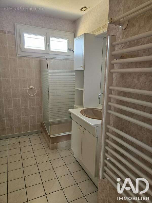 Maison 101 m² à Pezou  - photo 7