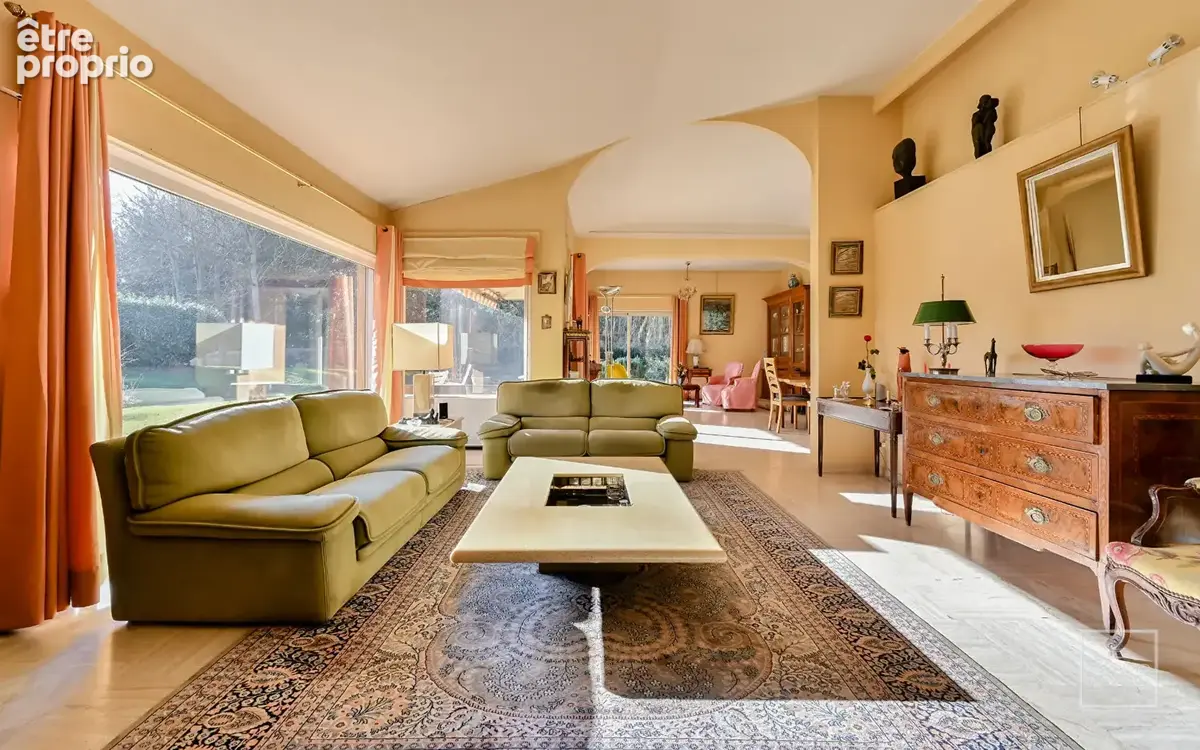 SAINT CYR AU MONT D'OR - Maison de 330m² sur parc de 3780m² - photo 9