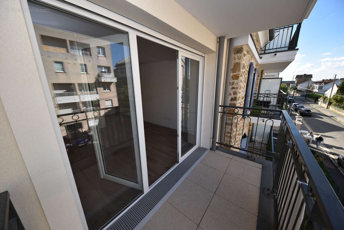 Appartement à VAIRES-SUR-MARNE