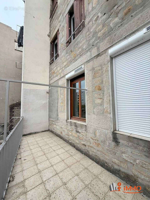 Appartement à SAINT-ETIENNE