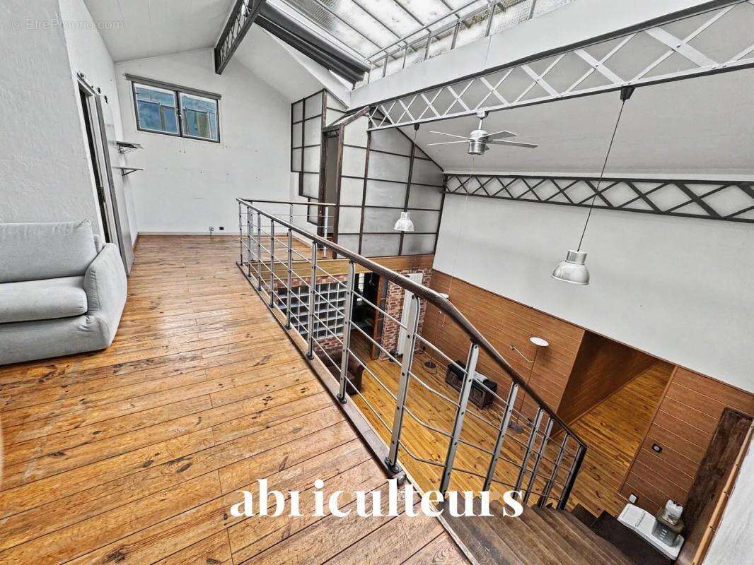Loft 114 m² – Rare et dans un quartier recherché en vente à Argenteuil (95100) - photo 11