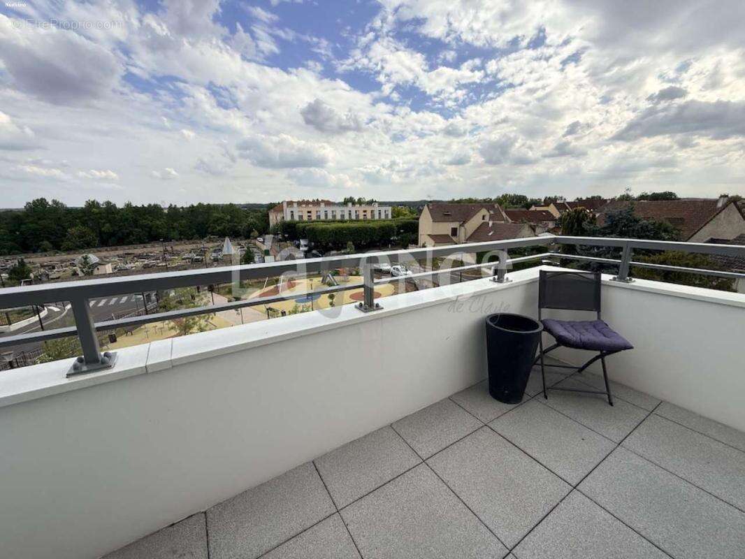 Appartement à CLAYE-SOUILLY