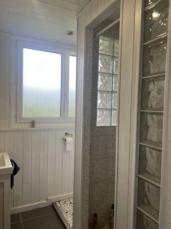 Maison à CHEVRIERES