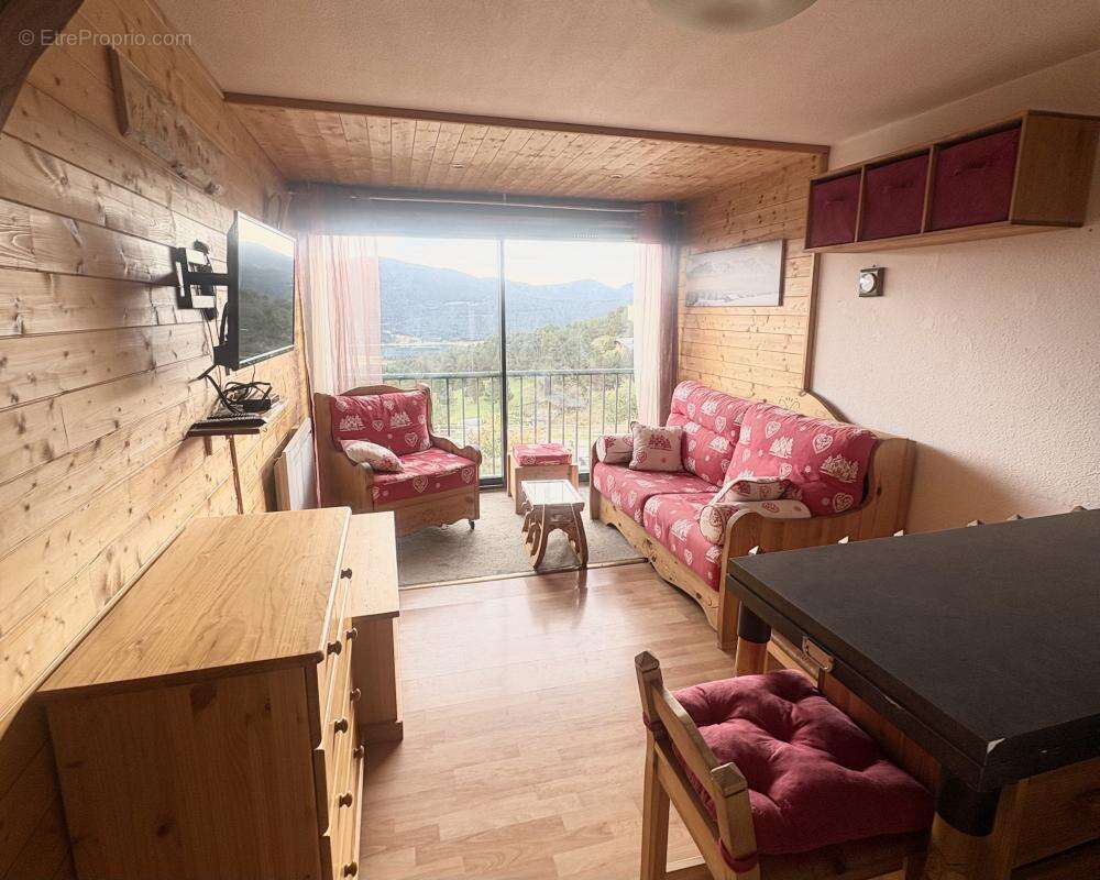 Appartement à LES ANGLES