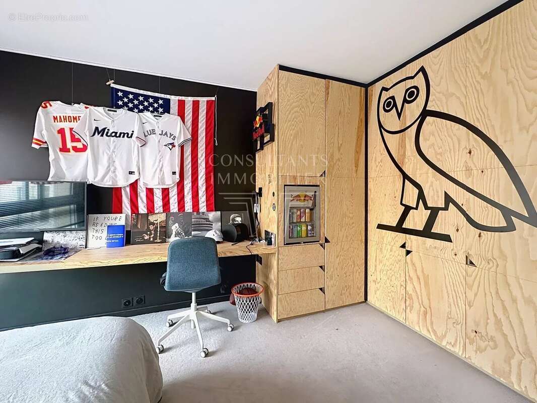 Appartement à PARIS-7E