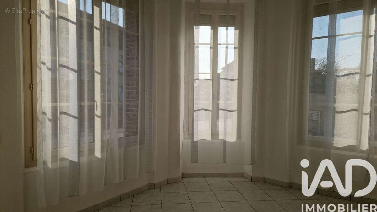 Photo 4 - Maison à NEUVY-SAUTOUR