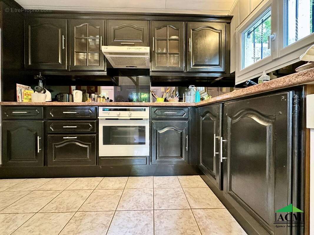 Maison à AUVERS-SUR-OISE