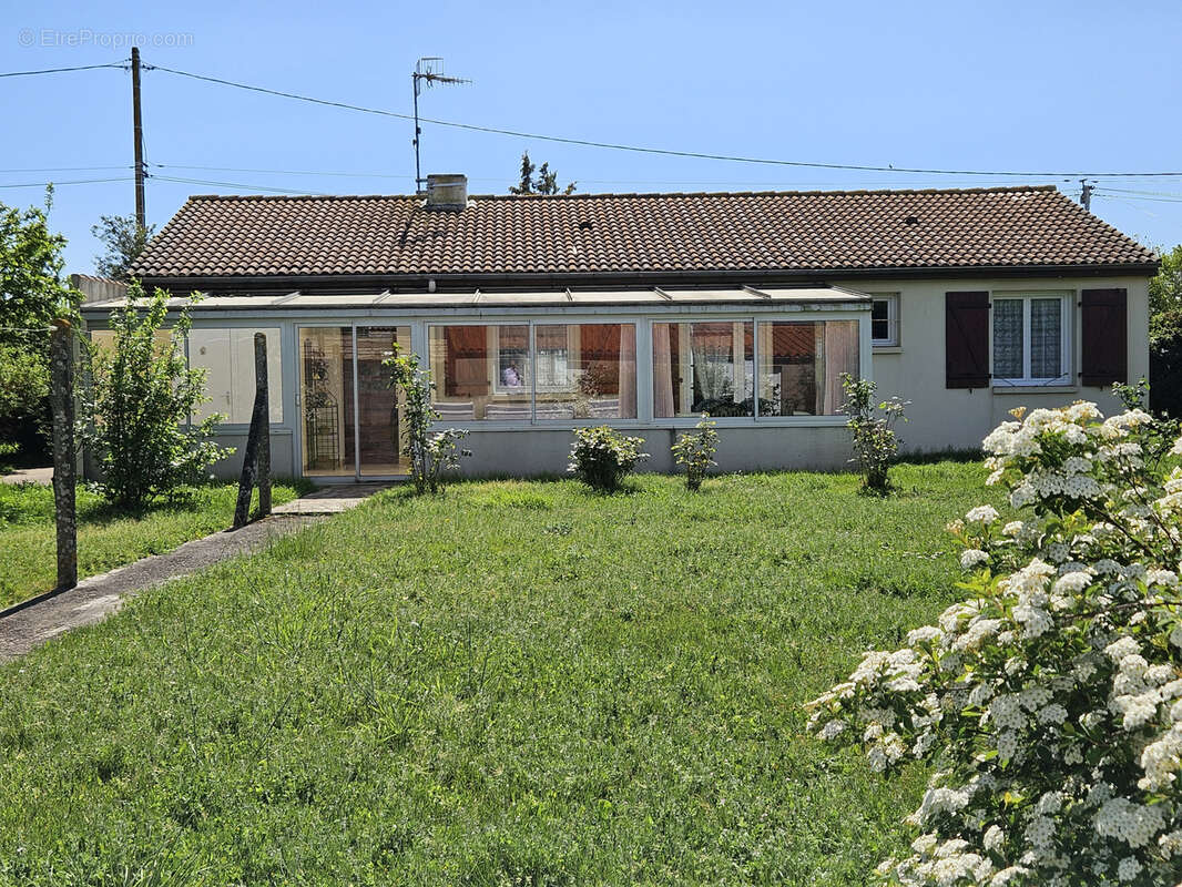 Maison à SAINT-DENIS-DU-PAYRE