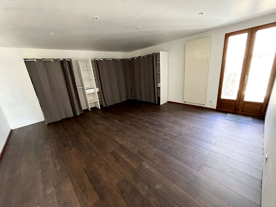 Maison à LE PLESSIS-ROBINSON