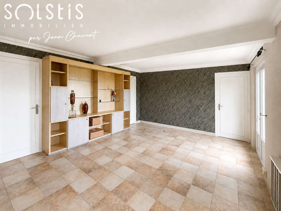 À st genest lerpt *** maison familiale de 204 m2 *** terrain de 1106 m2 - photo 14