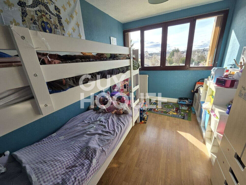 Appartement à ROSNY-SOUS-BOIS