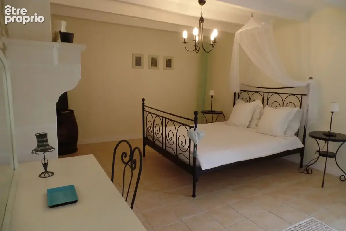 Elégante Maison de Maître avec 5 chambres d'hôtes - photo 15