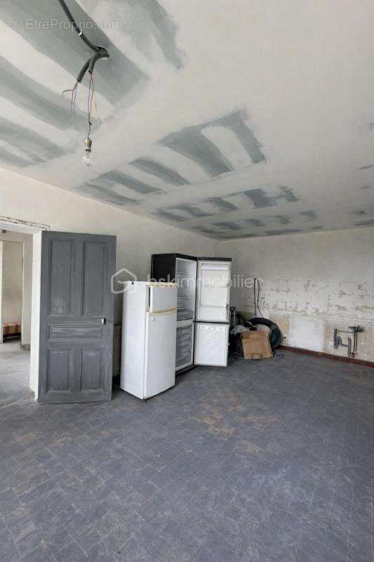 Maison à SAINT-LAURENT-EN-GATINES