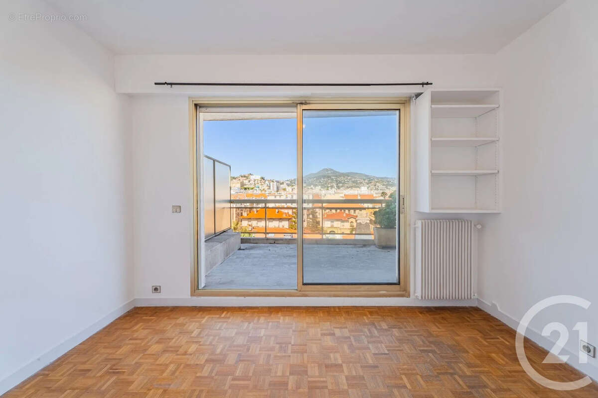 Appartement 96 m² à Nice  - photo 8
