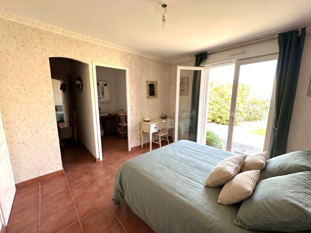 Maison à SAINTE-VALIERE