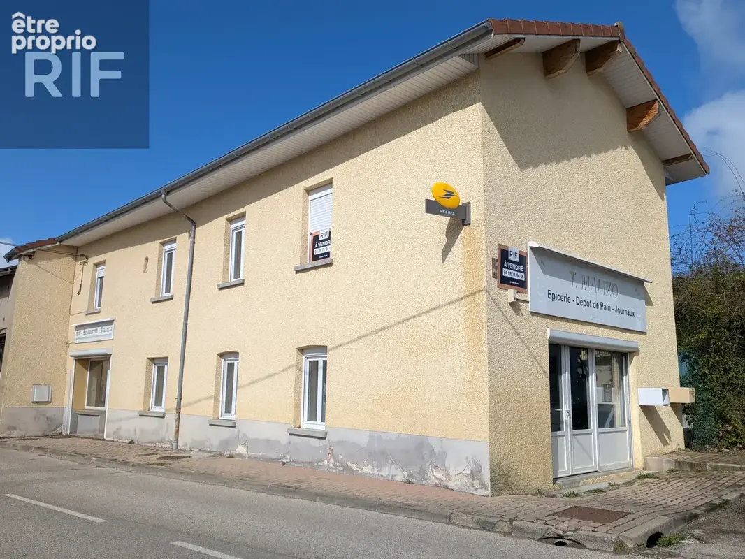 Secteur BOURGOIN-JALLIEU - Bâtiment à fort potentiel : Commerce et Habitation (145 m2) - photo 5
