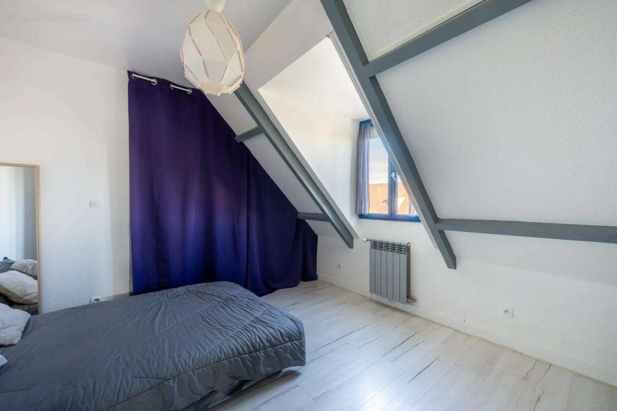 Maison à MONTSOULT