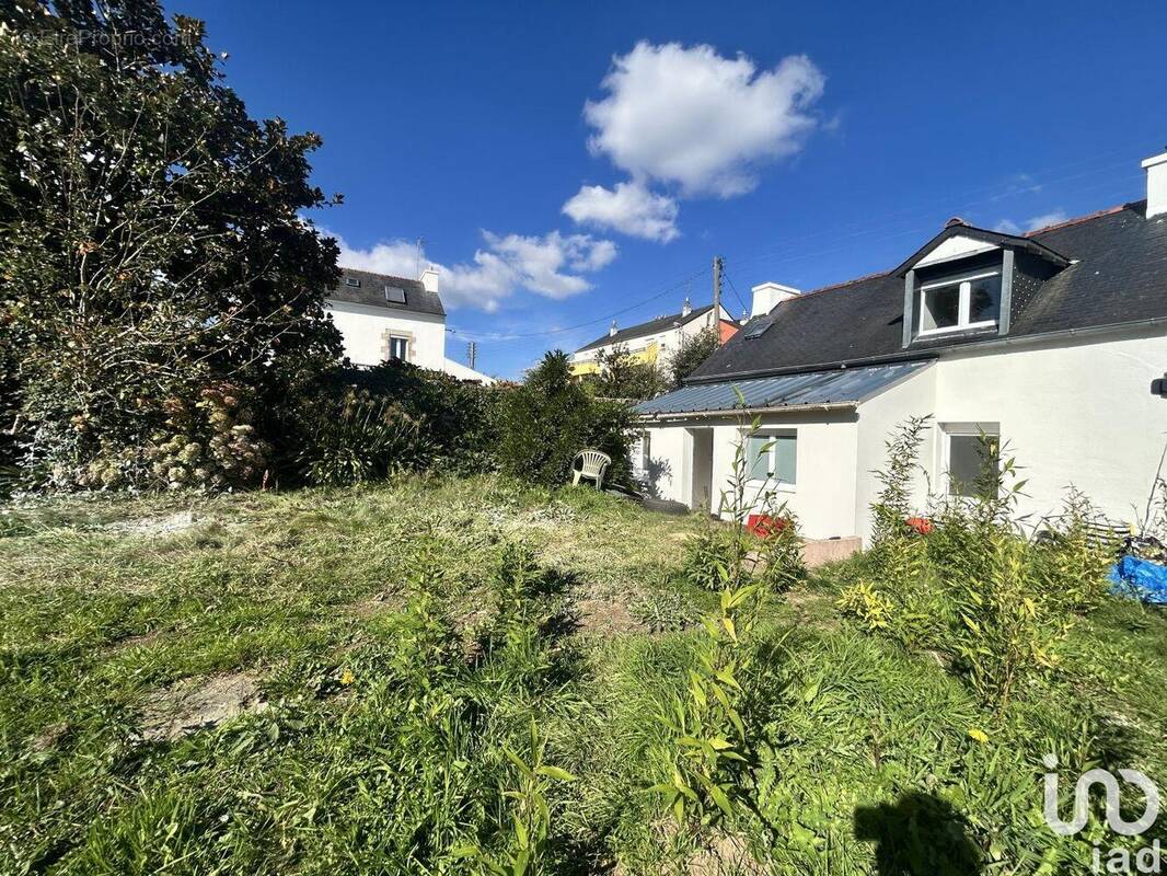 Photo 1 - Maison à LE RELECQ-KERHUON