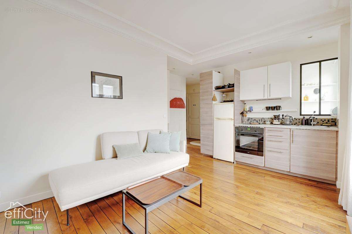 Appartement à PARIS-19E