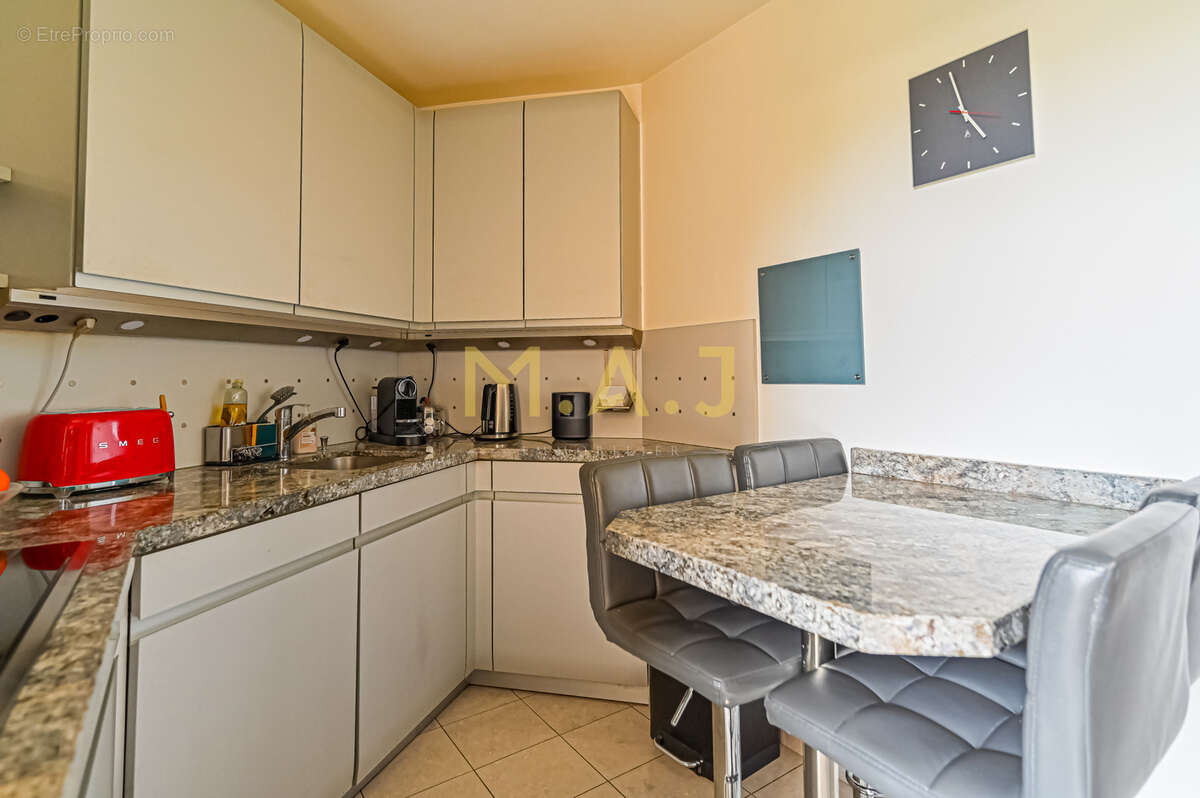 Appartement à LE PERREUX-SUR-MARNE