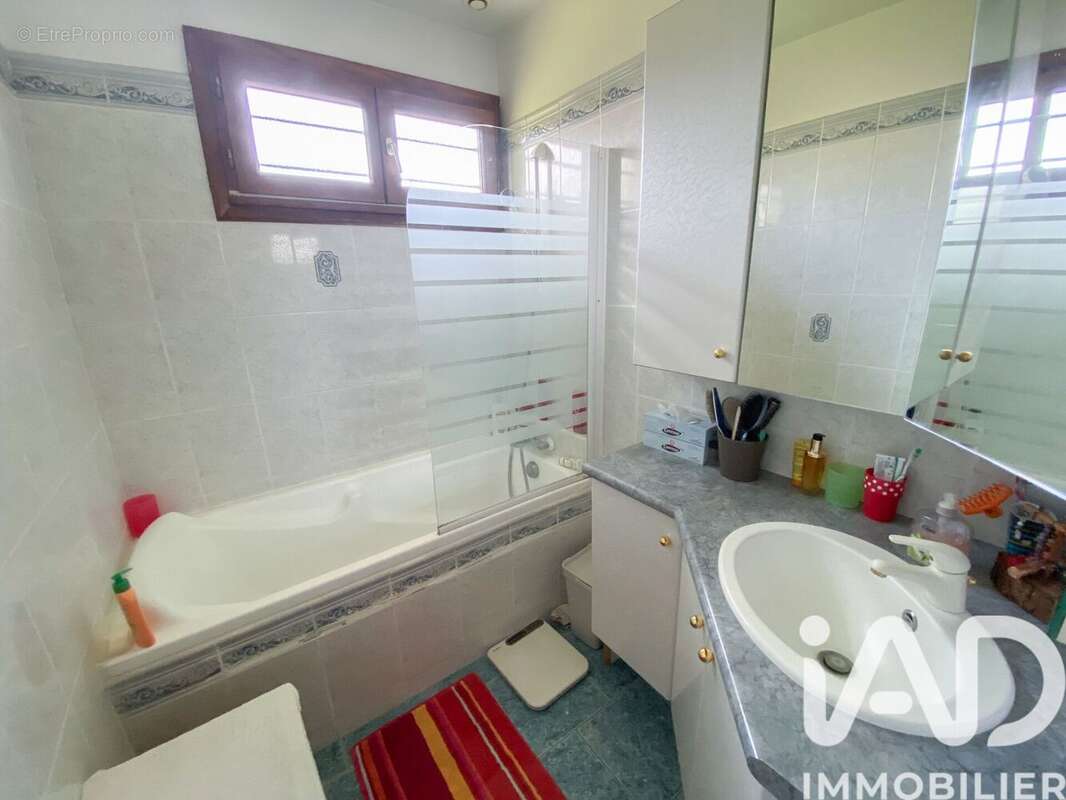 Photo 9 - Maison à NOGENT-L'ARTAUD