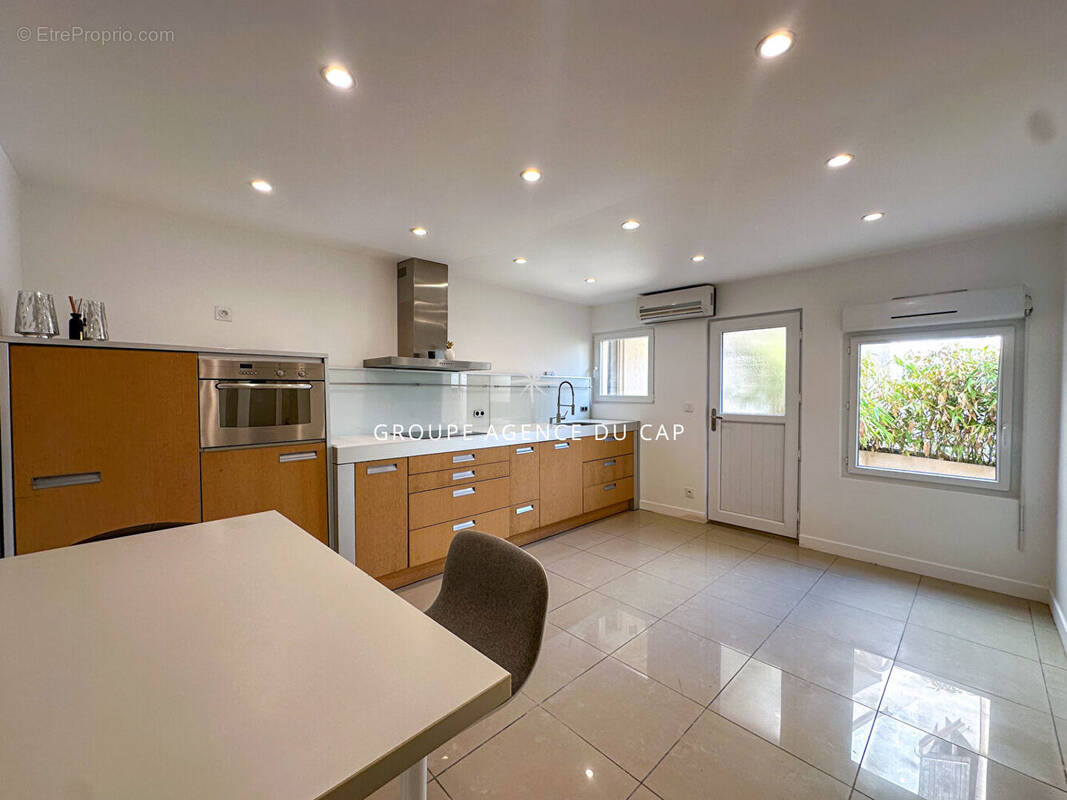 Appartement à LES ISSAMBRES