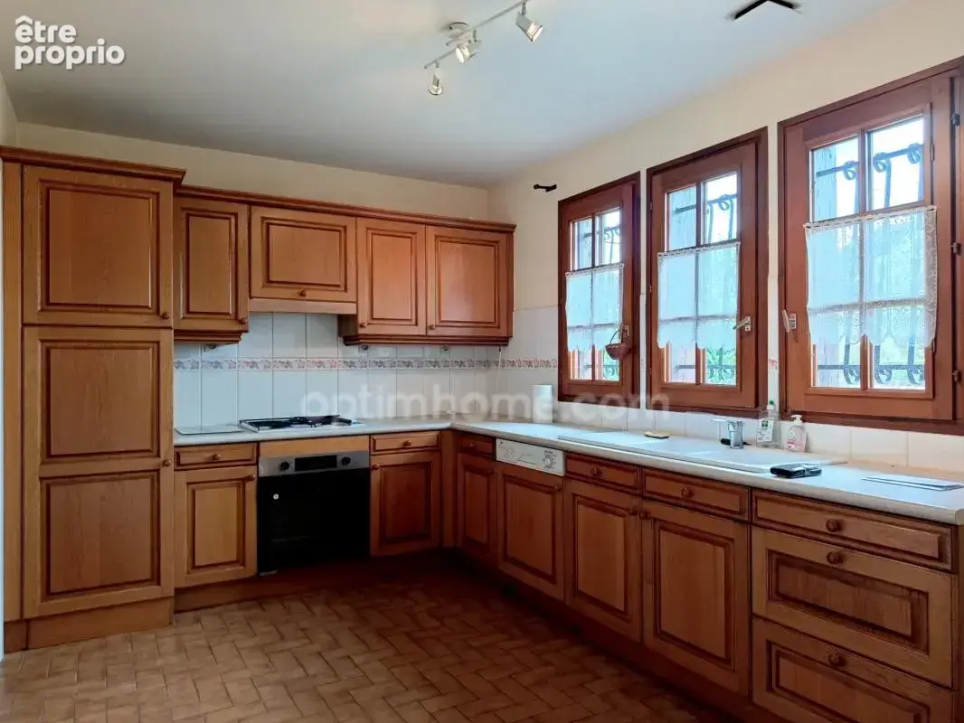 Maison plain-pied, 5 pièces, sous-sol, centre VILLERS BOCAGE (14310) - photo 5