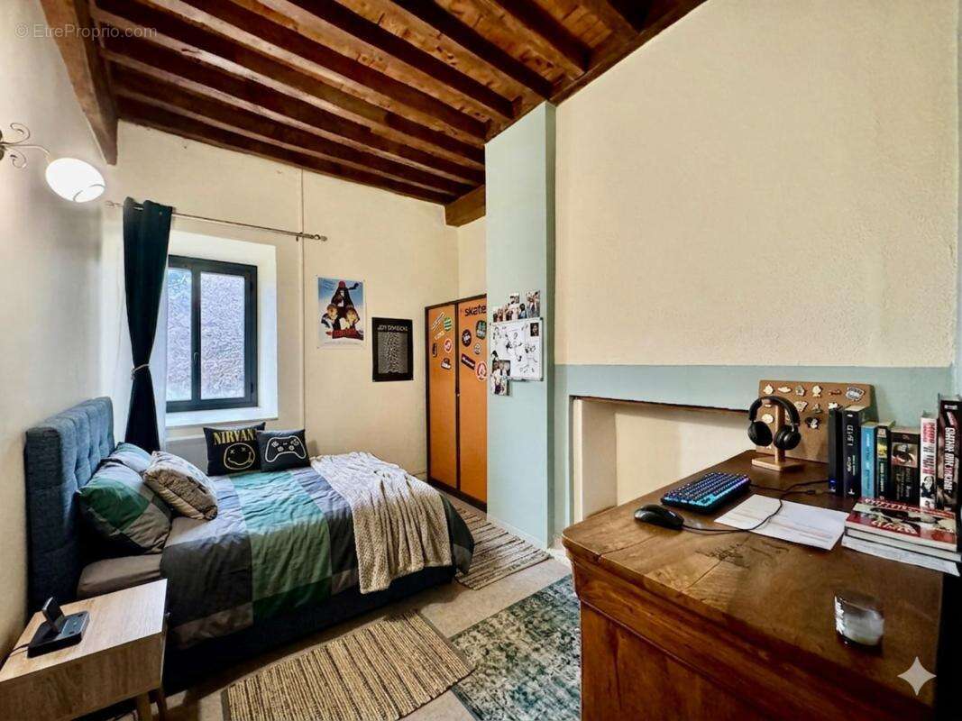 Maison à SAINT-MARCEL-BEL-ACCUEIL