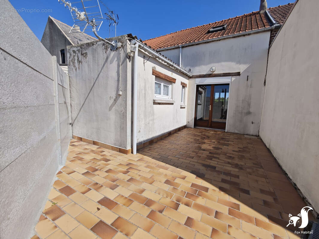 Maison 65 m² à Saint-Hilaire-Lez-Cambrai  - photo 8