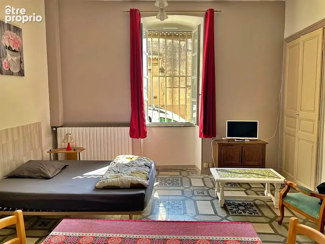 Appartement 340 m² à Bourg-Saint-Andeol  - photo 3