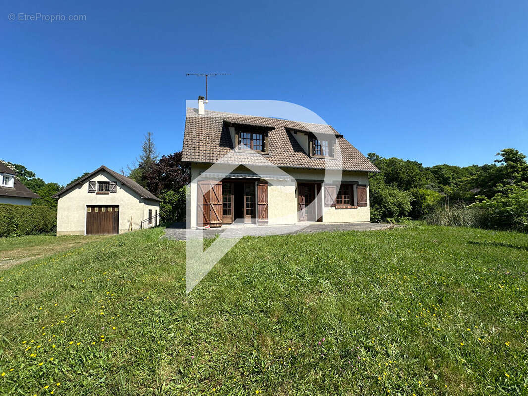 Maison à SOREL-MOUSSEL