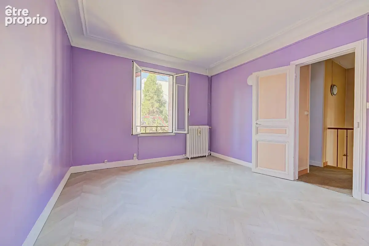 *** EXCLUSIVITÉ - RARE À LA VENTE - Maison en Meulière à rénover  de 162 m² au sol et 146 m² habitable -  6 chambres possibles * - photo 9