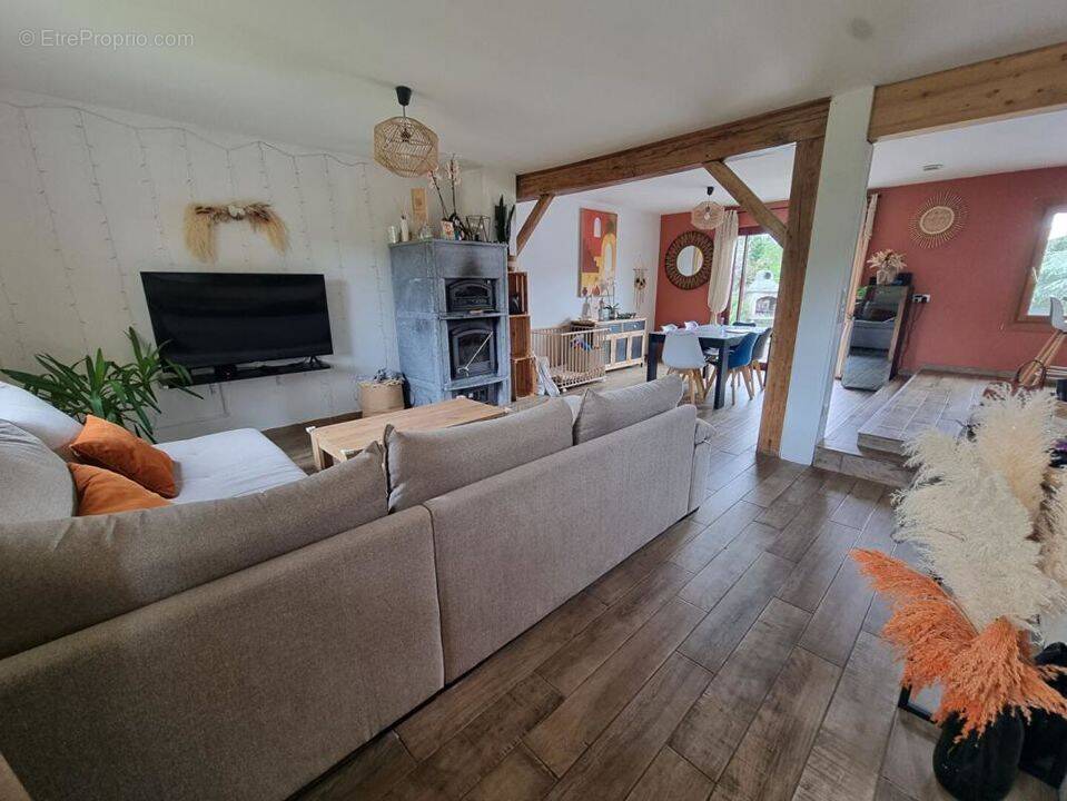 Maison à TOURVILLE-SUR-ODON