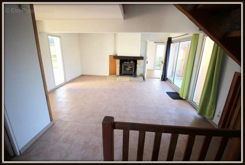 Maison à SAINT-PAIR-SUR-MER