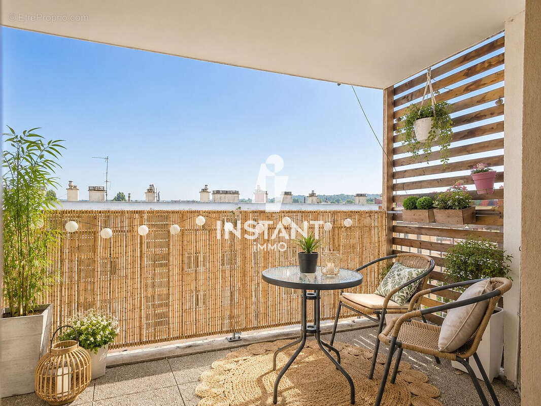 Appartement à LIMEIL-BREVANNES