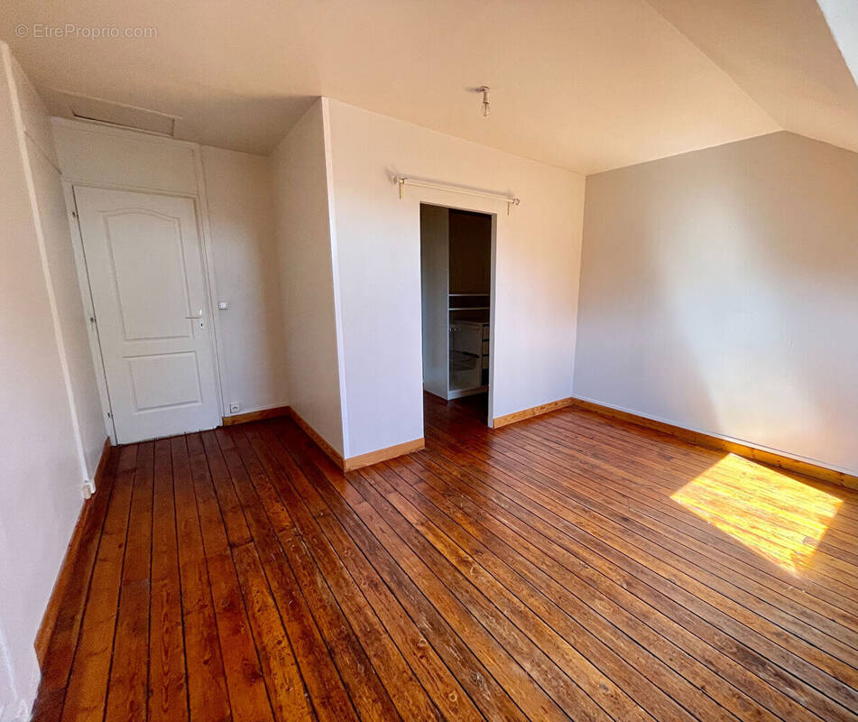 Appartement à QUIMPERLE