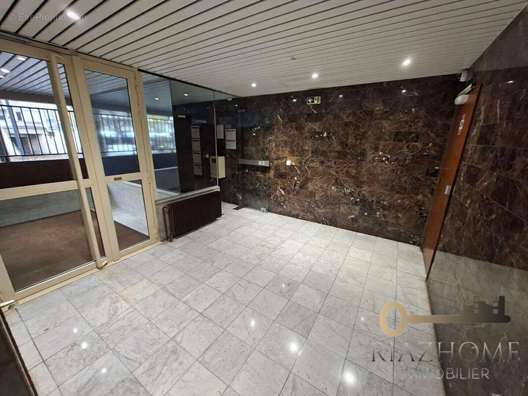 Appartement à LE BOURGET