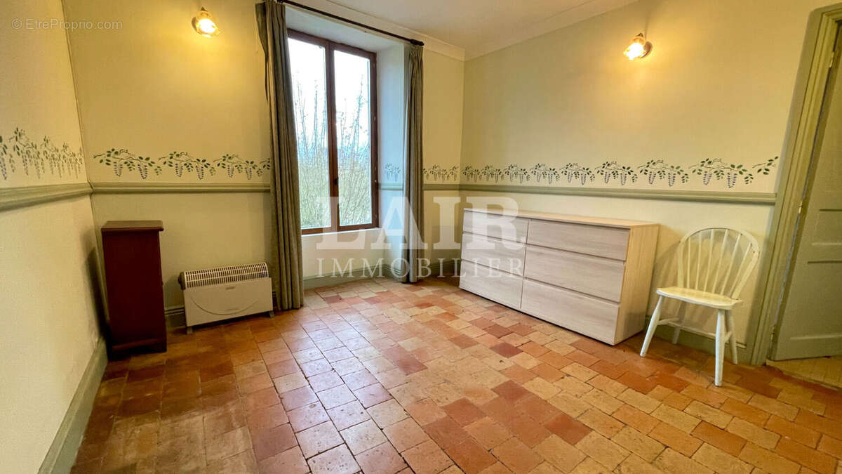 Maison à FRESNAY-SUR-SARTHE