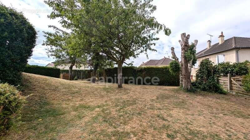 Maison à vendre 6 pièces 130m2 - sous-sol total - quartier recherché à NOGENT LE ROTROU (28) - photo 4