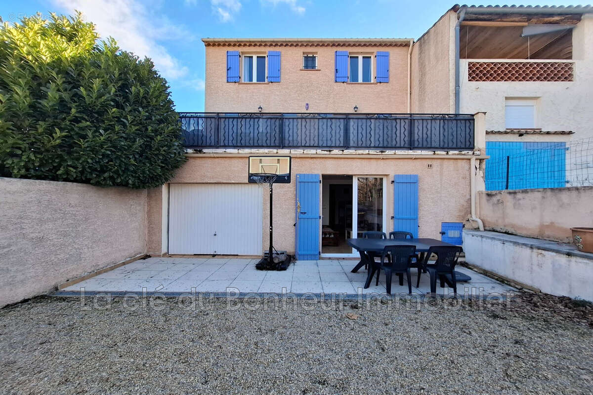Maison 157 m² à Aiguines  - photo 2