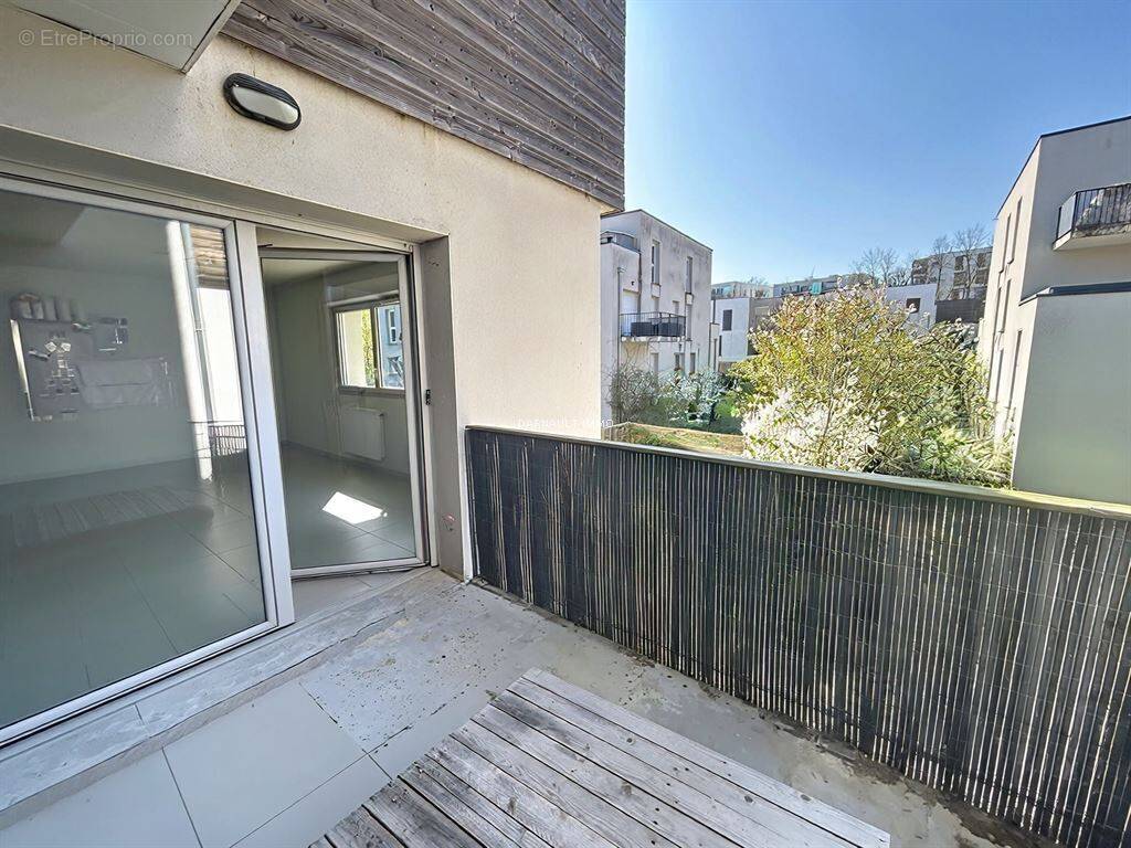 Appartement à SAINT-ORENS-DE-GAMEVILLE