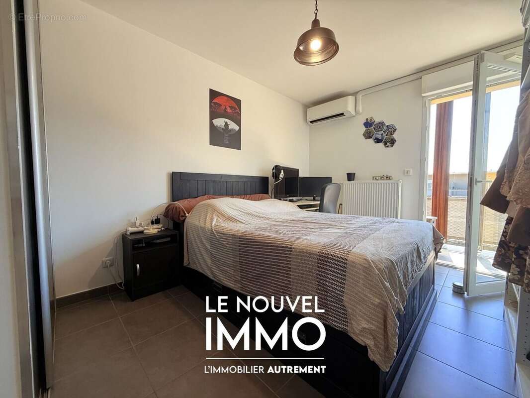 Appartement à CHATEAUNEUF-LES-MARTIGUES