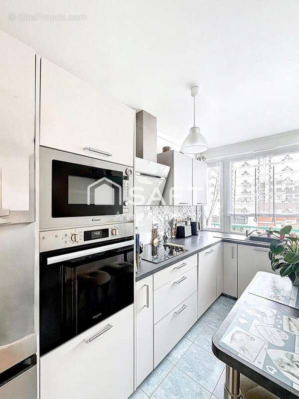 Photo 2 - Appartement à SAINT-MAUR-DES-FOSSES