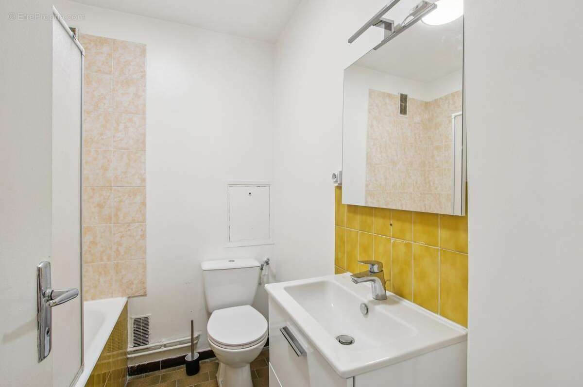 Appartement à PARIS-19E