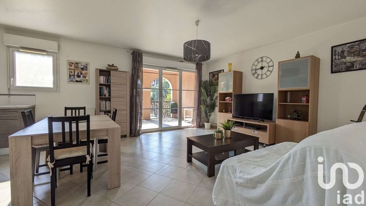 Photo 4 - Appartement à ROQUEFORT-LES-PINS